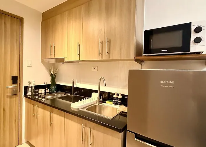 Fame Residences Luxe Haven By Easy